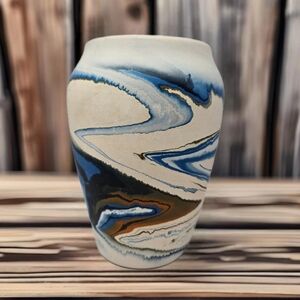 Nemadji Pottery Vase Vintage 6 Inch Tall Handmade Southwestern Look Art Swirls